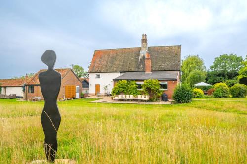 Cutbush Farm House 6