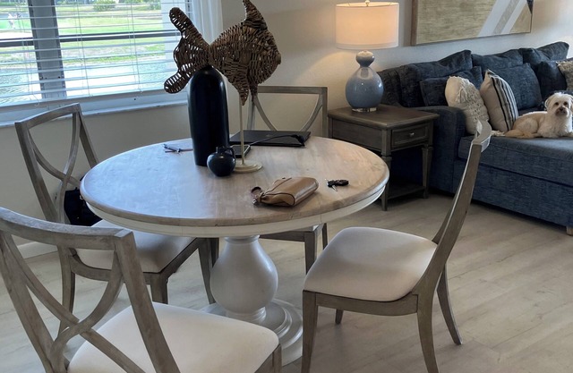 Cute 2-bedroom condo in Palm Aire CC, Sarasota with beautiful views.