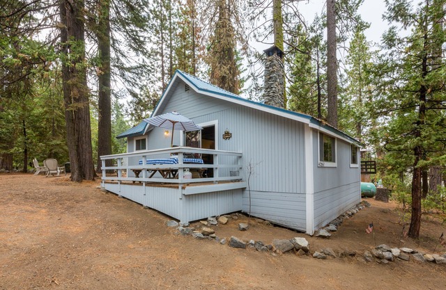 CUTE 2B / 1B CABINE DANS LE VILLAGE DE L'OUEST SUR MADRONE LANE