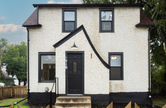 Cute and Clean Forest Lake home with character and charm.