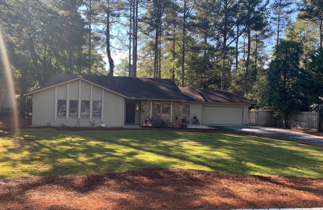 Cute and Comfy Home in Pinehurst - Perfect for families/golf weekend! Ping-pong!