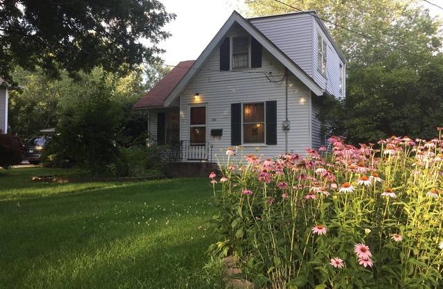 Hawkeye Football Getaway House