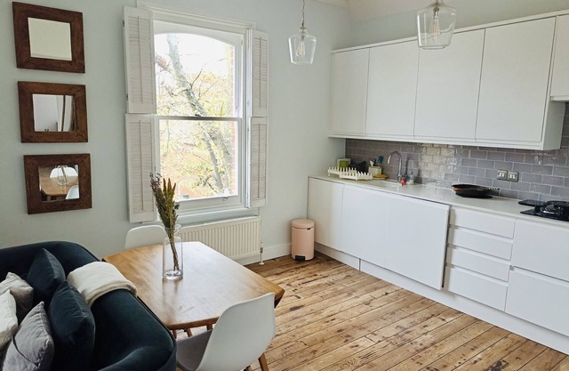 Cute Flat in Clapham Old Town
