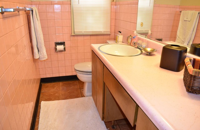 Cute Malvern Hill 3bd/1.5 ba Bungalow, Sleeps 8