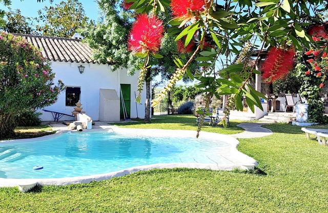 Cute shepherd's house from 1892, with swimming pool, 4p