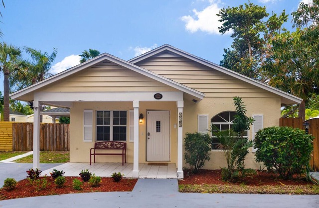 Cute Villa 1