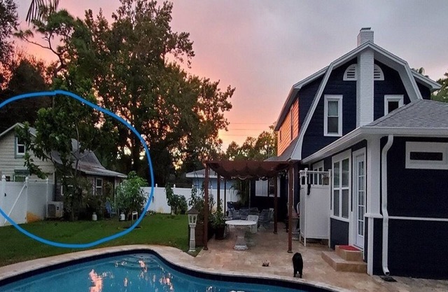 Cutest Cottage in Gulfport - 3 minutes from Art District!