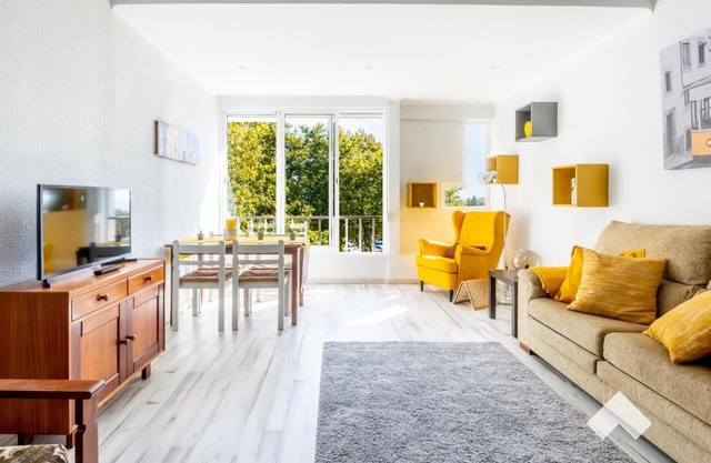 CVELOS Carcavelos Exquisite Retreat Near the Beach
