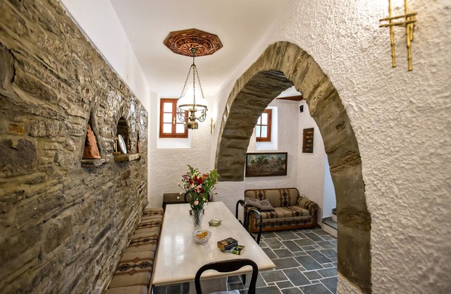 Cycladic Traditional Villa in Tinos!
