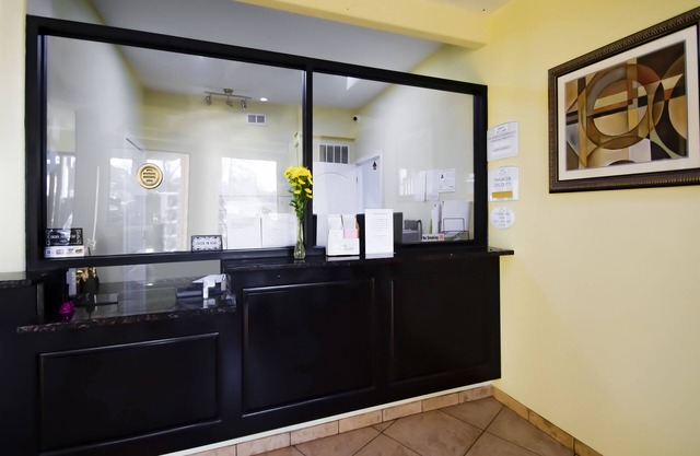 Cypress Inn & Suites Washington by OYO