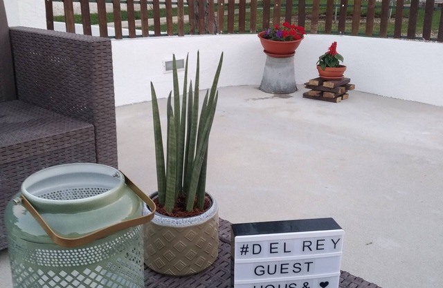 D'el Rey Guest House