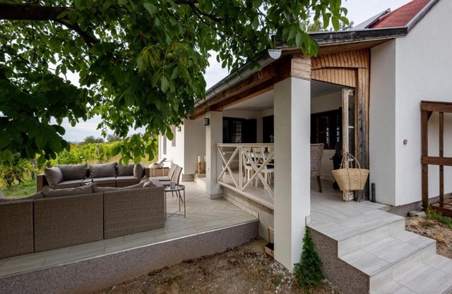 d.Five Vineyard & Retreat Kőröshegy