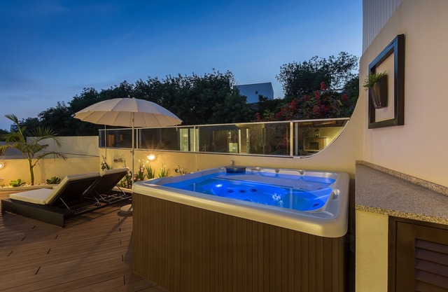 D Loft Sea and Golf