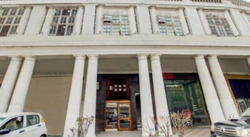 DAFFODILS INN Connaught place inner circle