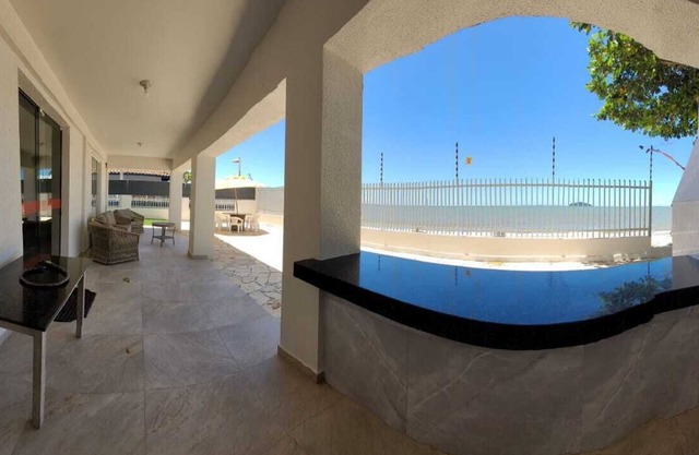 Accueil quotidien pour la saison, les vacances Sea Front Beach Resort Piçarras / SC