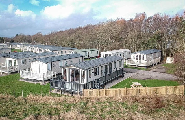 Daisys Haven - a holiday Caravan that sleeps 4 guests in 2 bedrooms