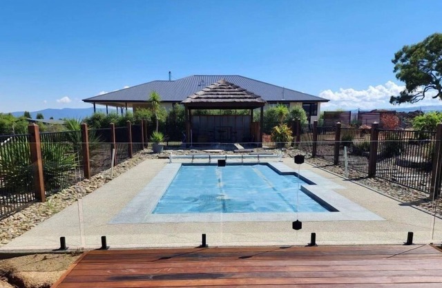 DAN'S RISE: 4 BR, 2 BA House in Mansfield, Sleeps 8