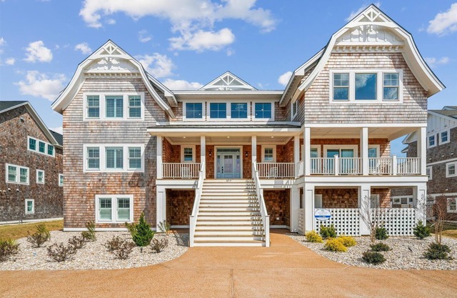 Daniels -- Brand New Luxury Oceanfront Home