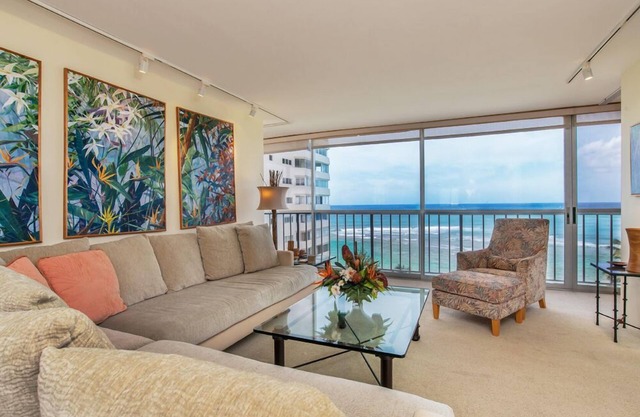 "DANN0'S HAWAII FIVE-0 CONDO" Vues panoramiques sur l'océan