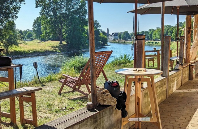 Hébergement familial, hébergement de groupe, suite rustique sur le Danube