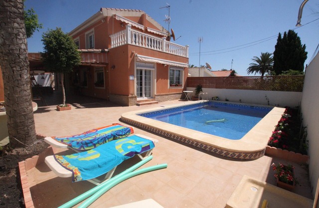 fantastique villa 3 chambres 10 minutes wak à la plage