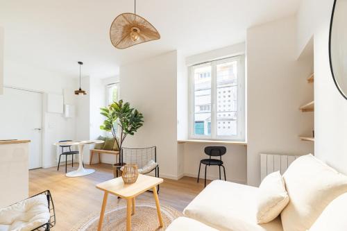 Darbefeuille, grand studio centre ville 2 personnes