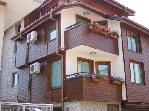 Dari Guest Rooms Стаи за гости Дари