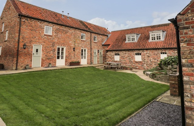Darling Cottage 2-bed, ACASTER MALBIS