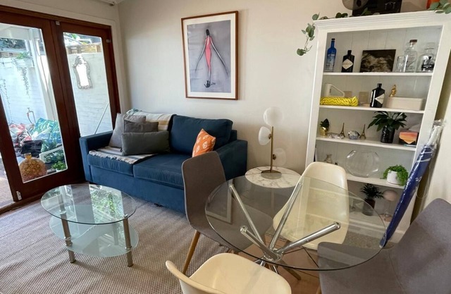 Darlinghurst Terrace in the heart of the hustle