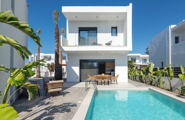 Davlakos Villa 2