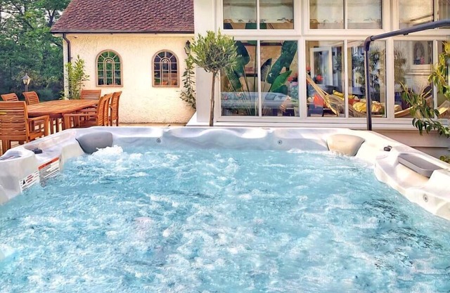 Daweswood Guest Suite - retraite de luxe et bain à remous.