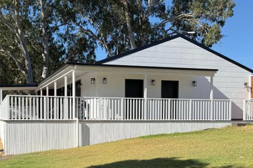 Dawson's Retreat