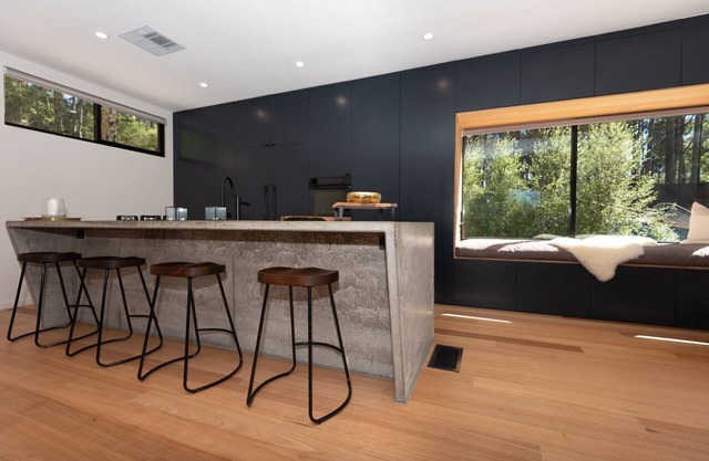 Daydream Cottage - Luxurious modern design and beachside living