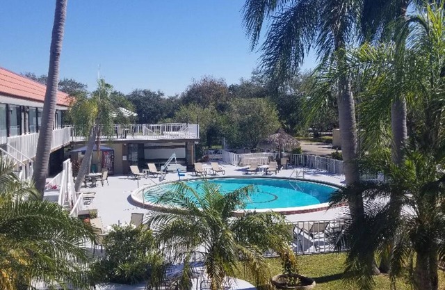 Days Inn by Wyndham Clearwater/Gulf to Bay