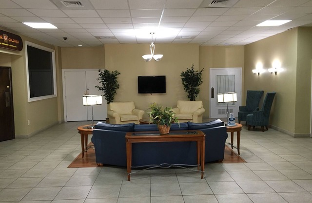 Days Inn by Wyndham Orlando Airport Florida Mall