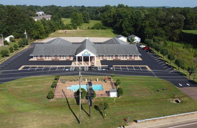 Days Inn by Wyndham Savannah