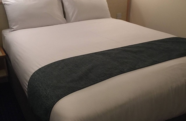 Days Inn by Wyndham Sutton Scotney South