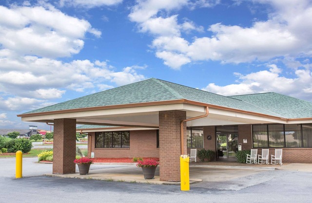 Days Inn by Wyndham Wilkesboro