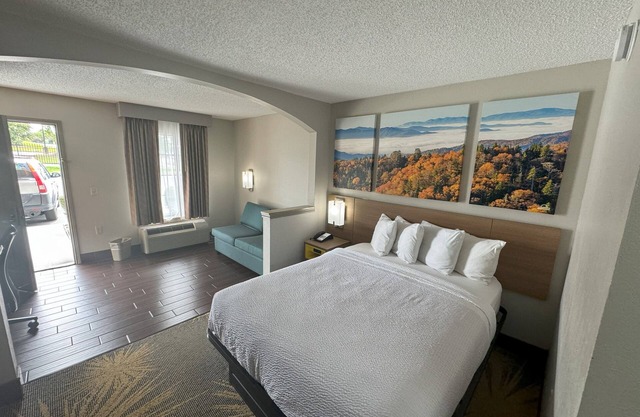 Days Inn & Suites by Wyndham Tuscaloosa - Univ. of Alabama