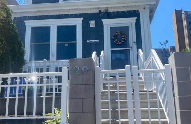 DAYTON DREAM Cozy bedroom with private bathroom and terrace, 5 min from Airport