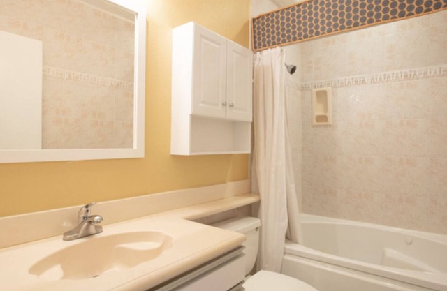 Daytona Beach- Harbour Beach Resort
