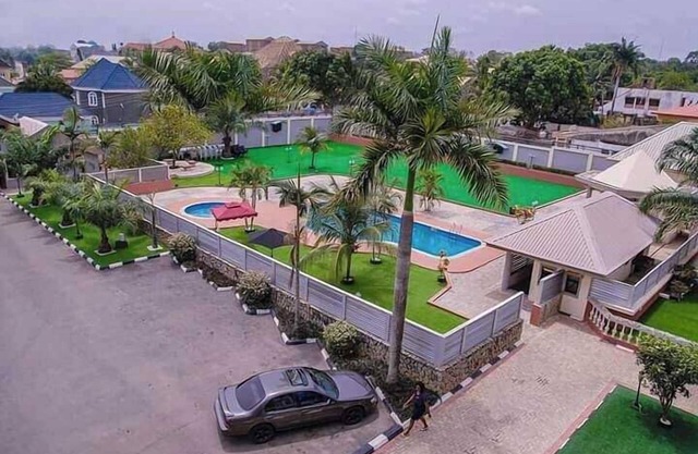 De Castle hotels & Resort Enugu