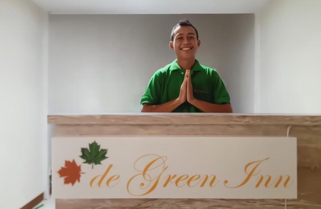 De Green Inn Serua