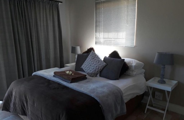 de Klerens Gems : Emerald Self Catering Unit