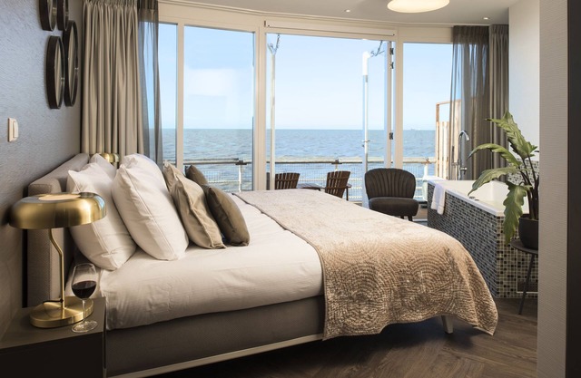 De Pier Suites