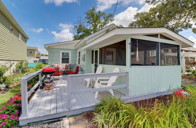 Millsboro Cottage w / Deck & Indian River Bay Vues!