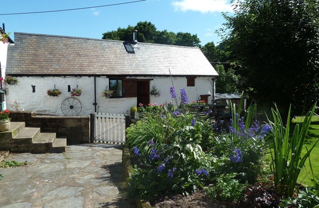 Dee Valley Cottages - Cottage Wagtails