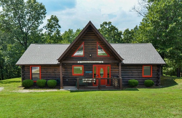 Deep Forest Lodge - Branson Vacation Rentals