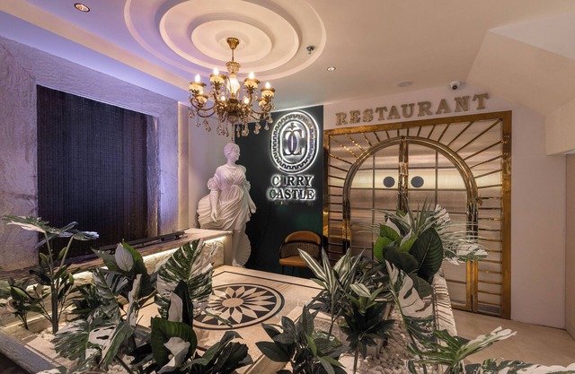 Deep Hotel