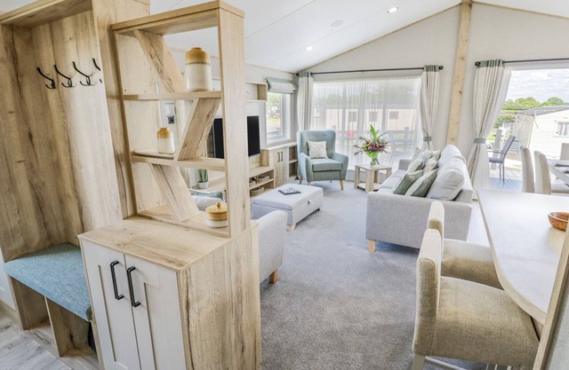 DEER LODGE, family friendly, with a garden in Bromyard